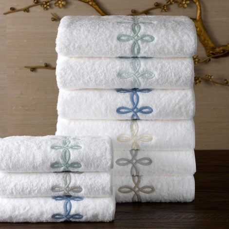 Gordian Knot Hand Towels